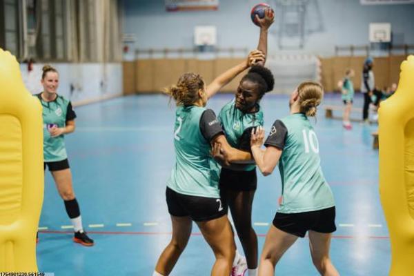 洛阳体育生培训班哪家更值得选?